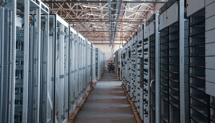 Choosing the Right Hosting Model for Your ERP